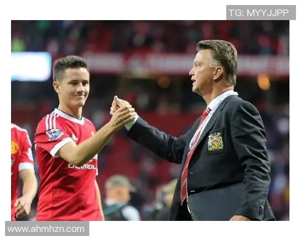 克罗斯：从足球天才到战术大师的华丽转身与不懈追求